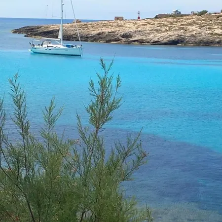 Lampedusa VI Attende Kamer foto